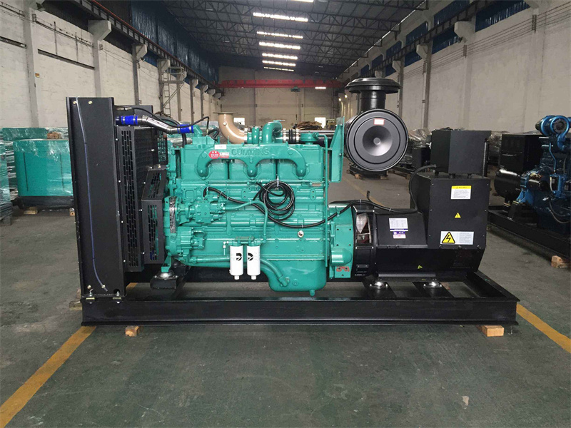 疏勒发电机出租租赁如何保证柴油发电机组的正常运行？