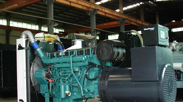 疏勒如何判断柴油发电机组的机油是否需要更换？